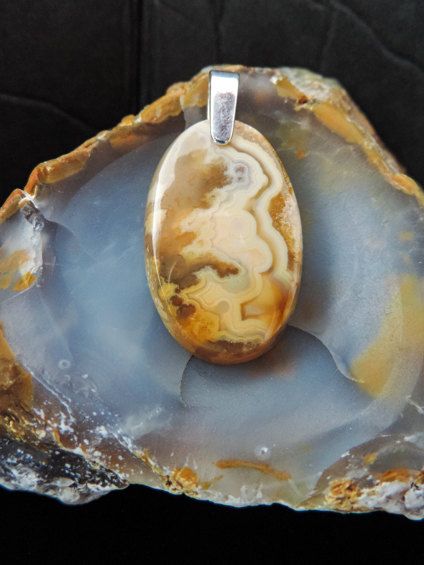 All hand crafted jewelry pendant will be shipped to you in a classic white cotton filled box inside a bubble mailer. Your beautiful piece will be shipped the same day in most cases, or the next day at the latest, Monday through Friday.