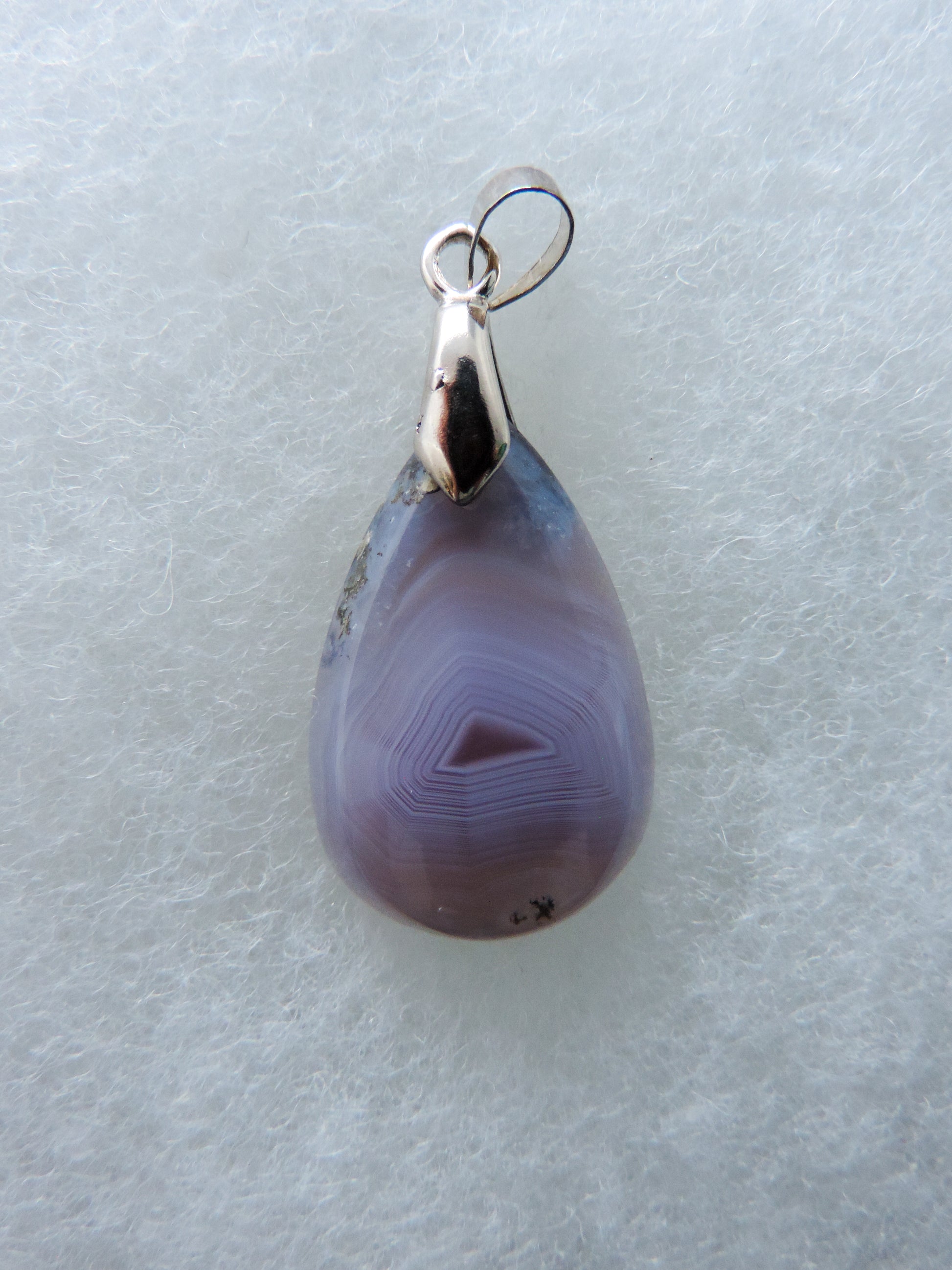 Purple Moss Agate Pendant  Purple gemstones hold significant and powerful spiritual qualities.  Purple has been associated with wealth, passion, ambition, magic, awareness, mystery, tranquility, inspiration, understanding, calmness and wisdom to name a few.