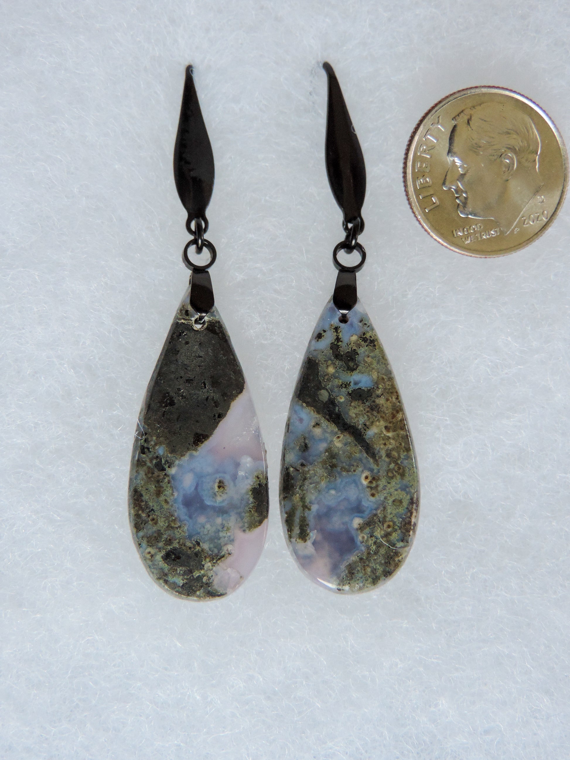 Purple gemstones hold significant and powerful spiritual qualities.  Purple has been associated with wealth, passion, ambition, magic, awareness, mystery, tranquility, inspiration, understanding, calmness and wisdom to name a few.  Throughout history, the spiritual meanings and properties of purple gemstones have always been positive as they were known to bring forth the purest aspirations of human kind.