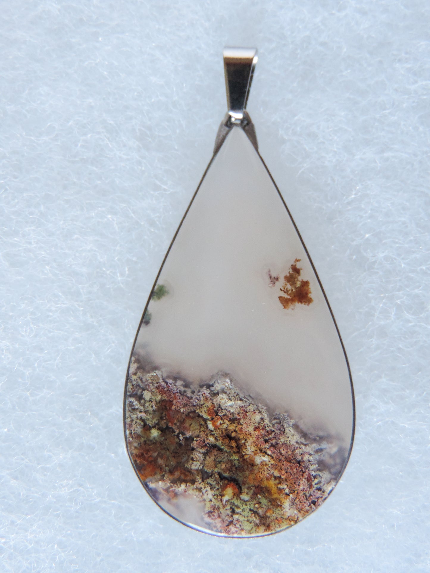 Moss Agate Pendant.  Indonesian Agates exhibit a wide variety of colors and amazing complexity.  No two agates are exactly alike, each one being a unique and beautiful creation!