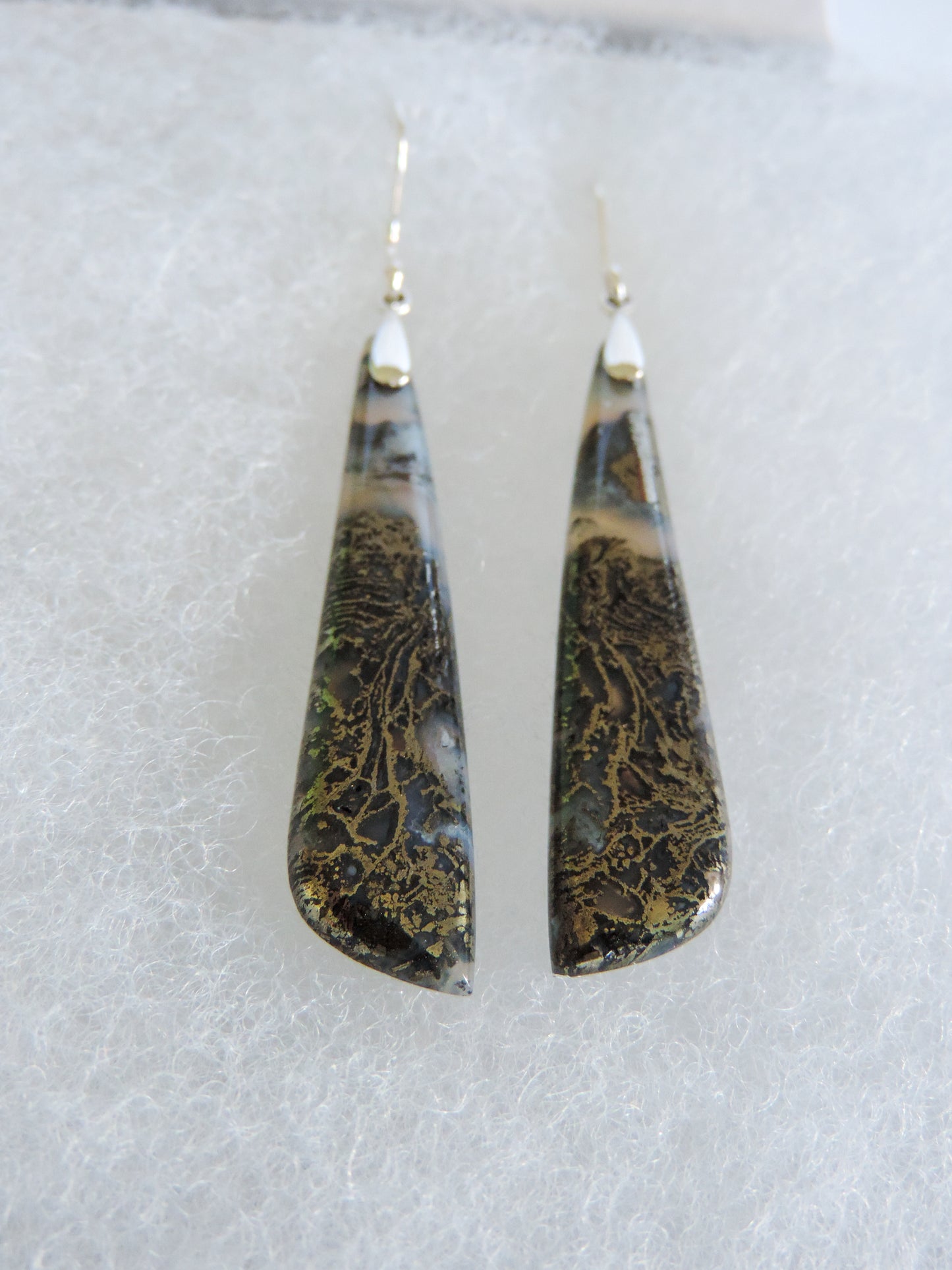 Your purchased items will be shipped the same day in most cases, Monday through Friday. Orders will be shipped first class USPS, which normally takes 3-6 days in the U.S. If your jewelry arrives damaged or you are dissatisfied, please contact us upon receipt of item.