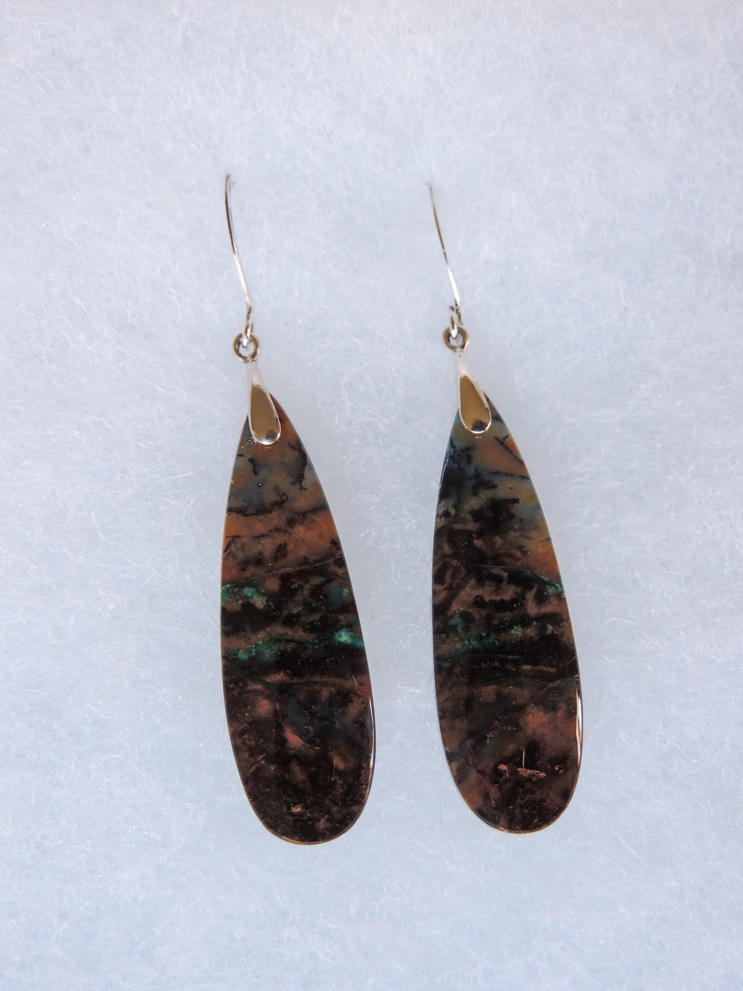 This stone is a natural color, no dyes or heat treatment have been used. It was photographed without filters in natural light; however, slight color variations may occur due to digitization. Natural stones can have nooks and crannies, inclusions or small cracks, these distinguishing features lend character to the piece. Your purchased Earrings will be