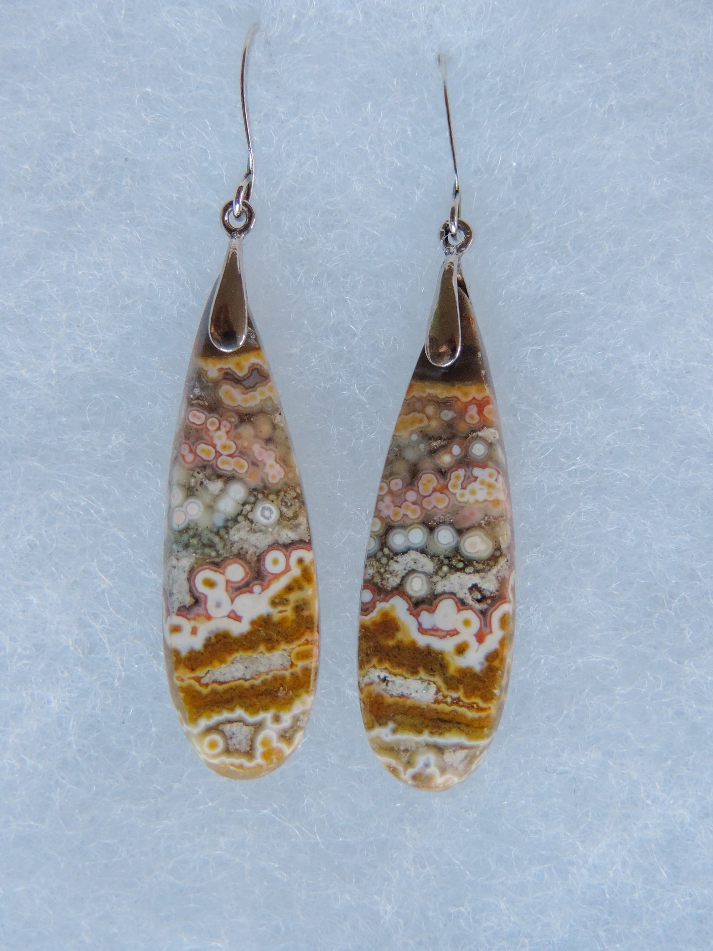 Your purchased items will be shipped the same day in most cases, Monday through Friday. Orders will be shipped first class USPS, which normally takes 3-6 days in the U.S. If your jewelry arrives damaged or you are dissatisfied, please contact us upon receipt of item.