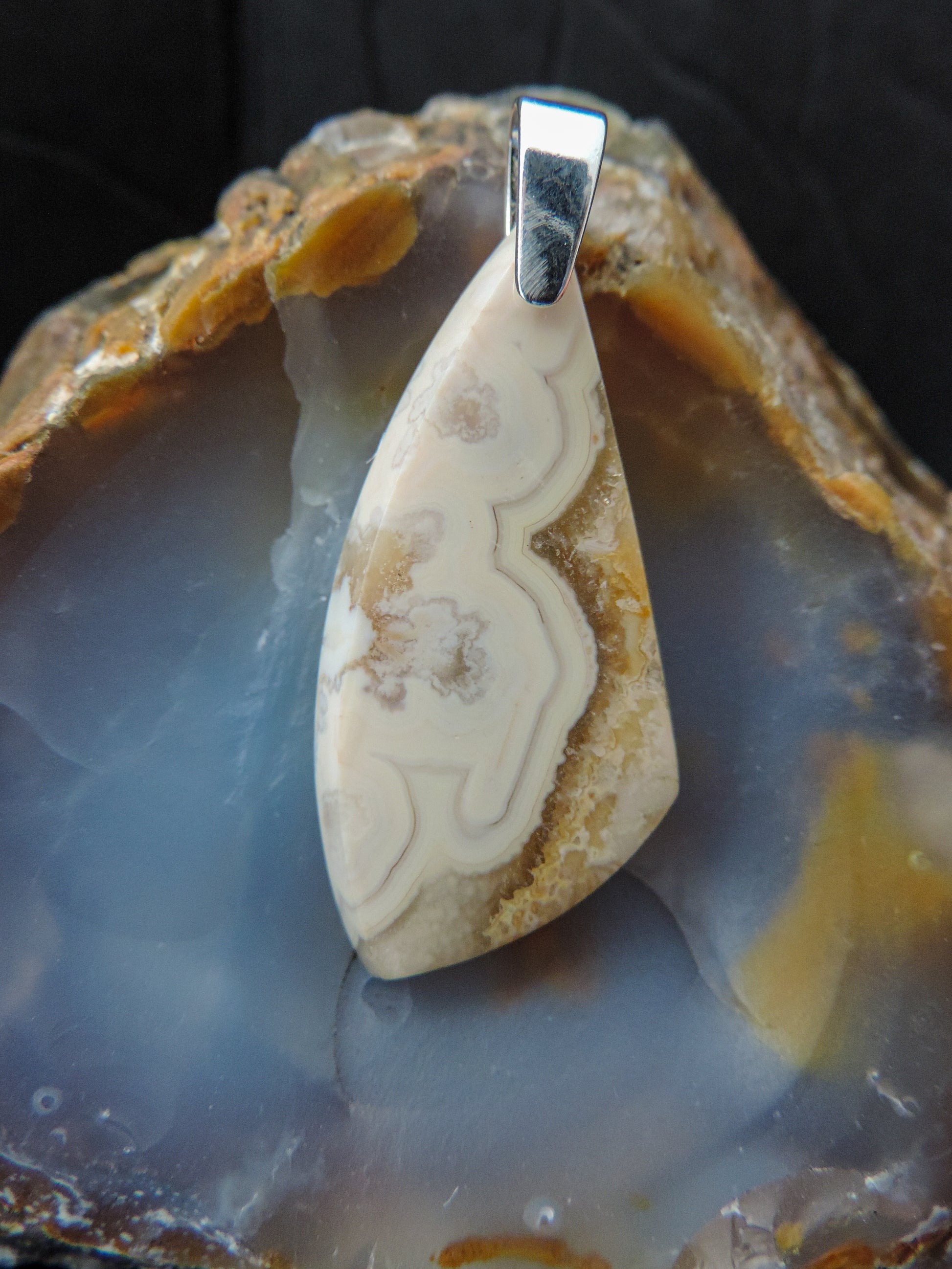 Brown Lace Agate & Sterling Silver Pendant.  Brown Lace Agate from West Sumatra.