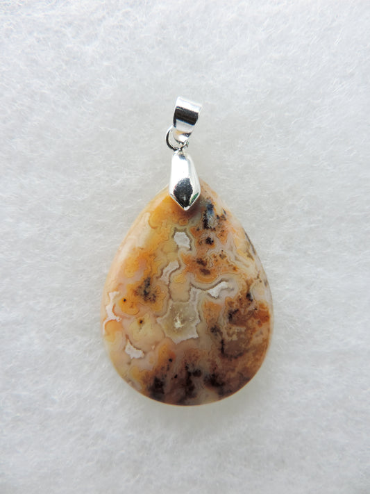 Moss Agate Pendants can easily make your day!! Just feel the fun flowing into your daily routine.