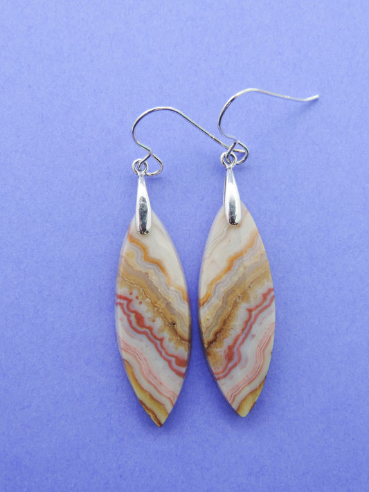 Indonesian Lace Agate earrings with Sterling Silver wire. 