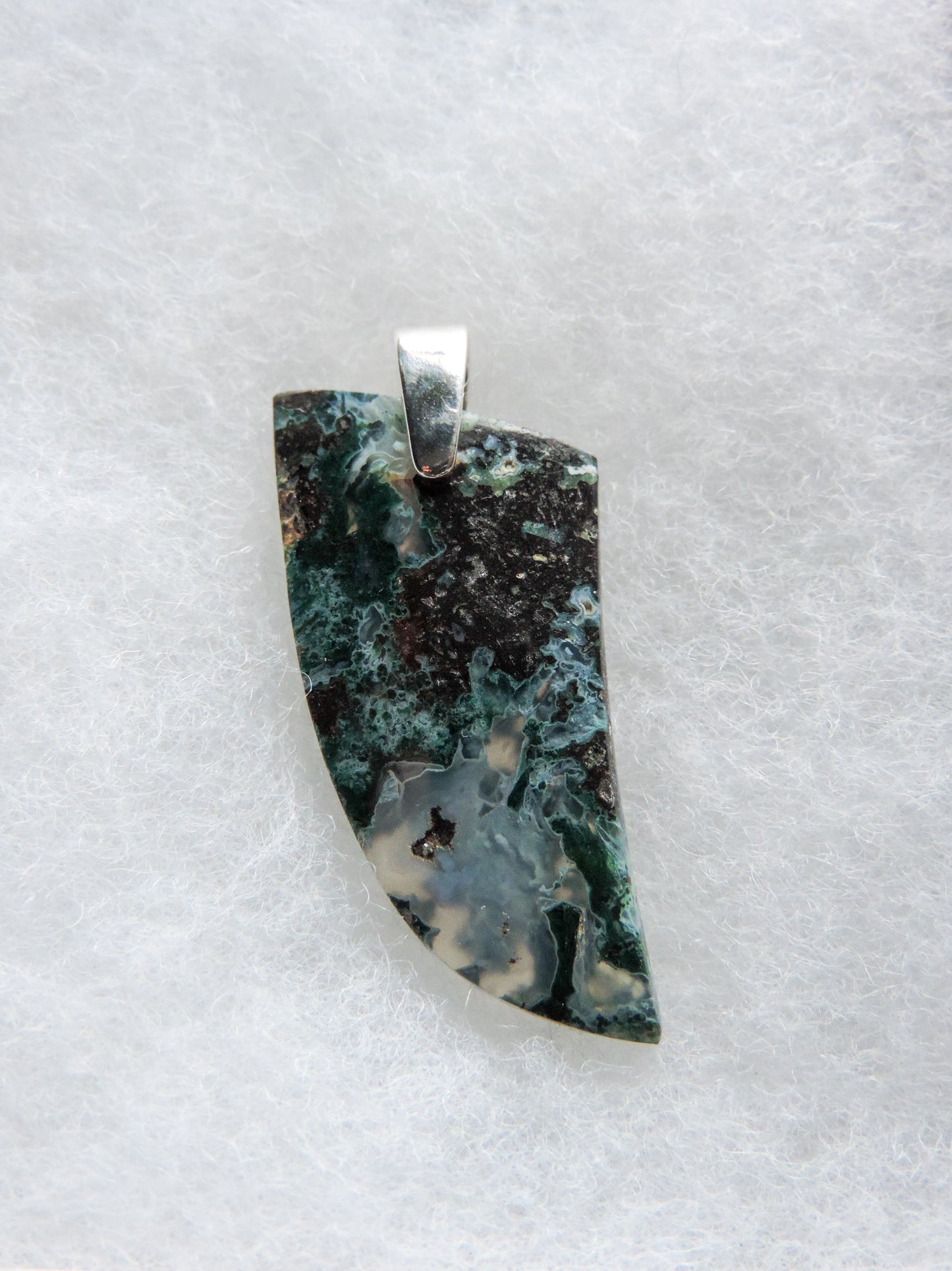 Agate Pendants, Green Moss Agate Pendants, Women’s Apparel, Women’s Fine Jewelry, Jewelry for Christmas, Jewelry, Girls Jewelry, Gemstone Jewelry, Pendants, Agate, Green Agate Pendants, Green Pendants, Green Moss Agate