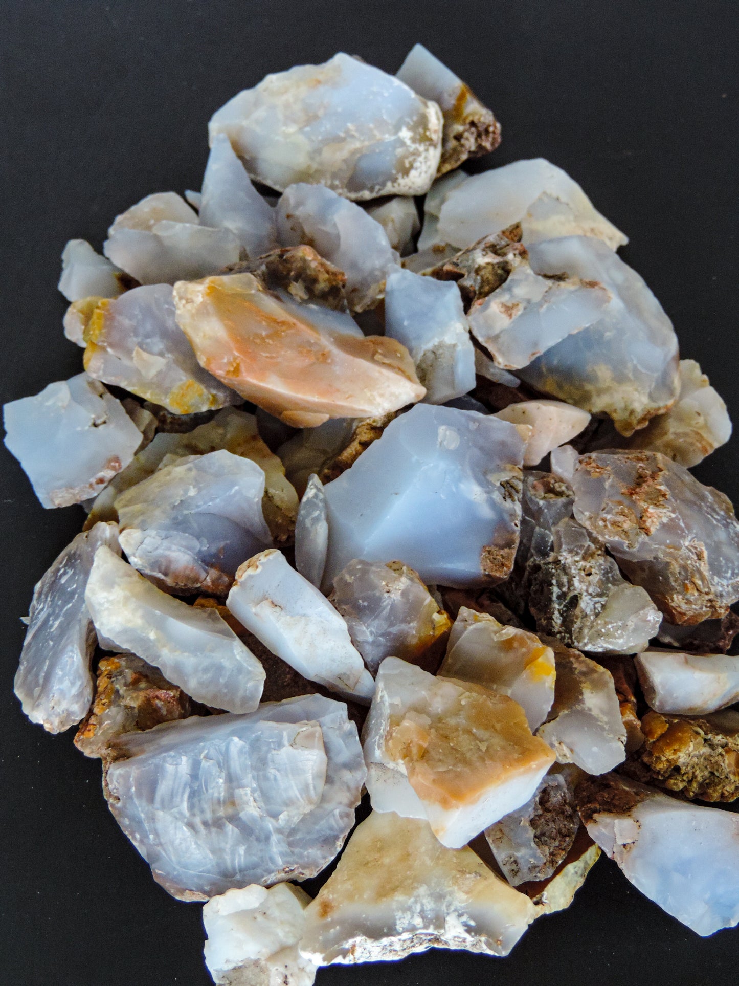 Considered a nurturing stone, Madison Blue Agate is known to absorb negative energy and dissipate it before it can be passed on, an awesome edge to have around the house and office when dealing with daily challenges.  A perfect balance of energy, calming and boosting properties just for you and your environment!  Bundle Weight: 2 lbs