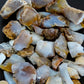 The translucent blue agate and its spectacular color variations have an alluring effect, many people find the stone naturally relaxing. 